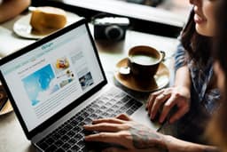 Page Titles That Get Clicks: 10 Templates for Small Businesses and Startups